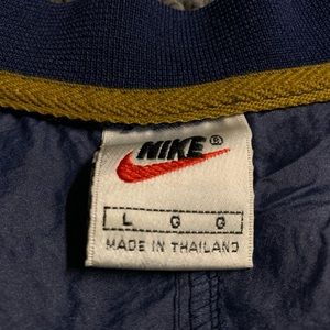 Jackets & Coats - Vintage Nike Windbreaker Jackets & Coats - Vintage Nike Windbreaker